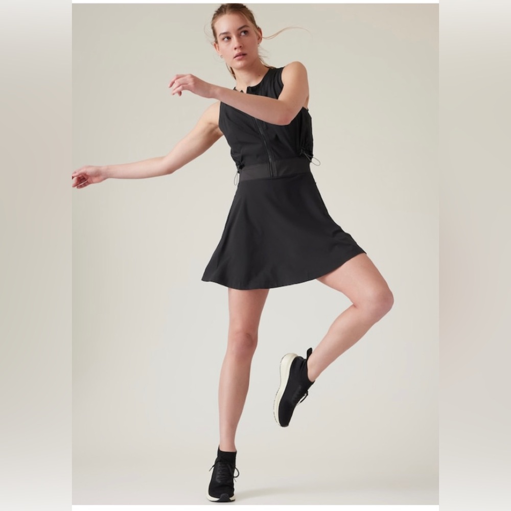 NWT Athleta Venture Out Dress Size 8 Black